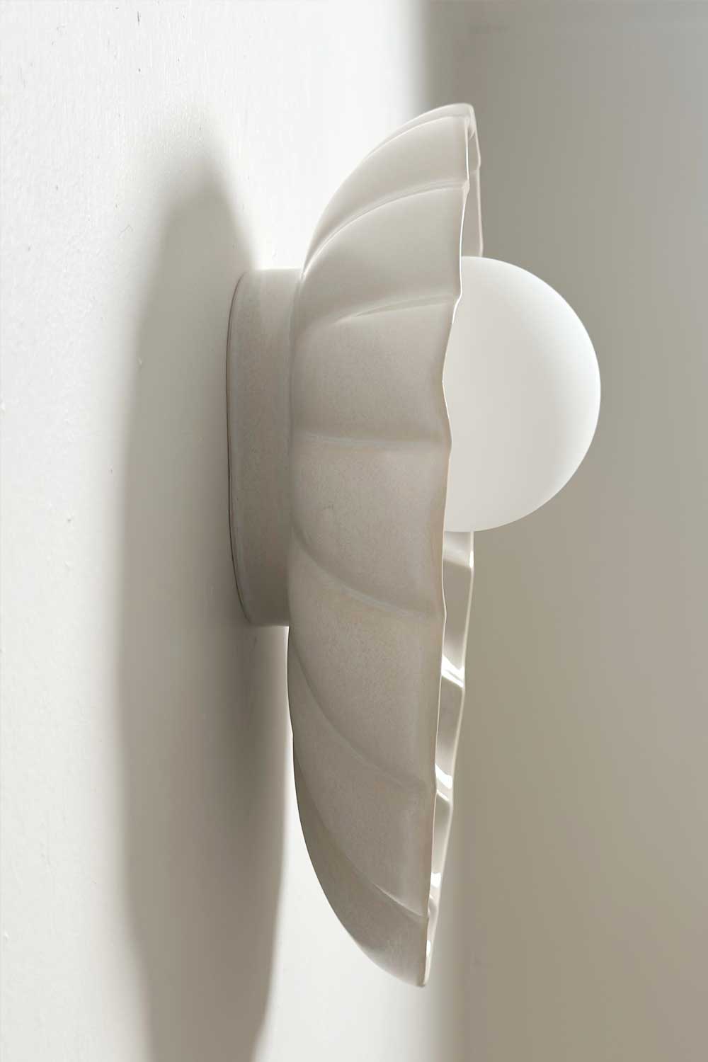 Ceramic Wall Oyster Sconce Light